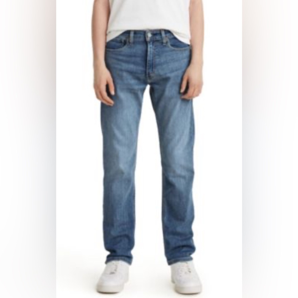 Levi's 505 Straight Leg Men’s  Size 30X32 Regular Fit Blue Denim Jeans